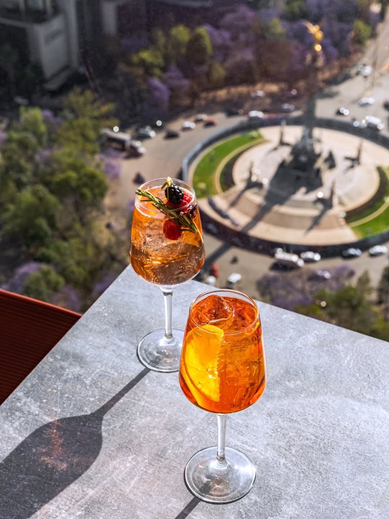 La coctelería es imperdible en el Cityzen dentro del Sofitel. 