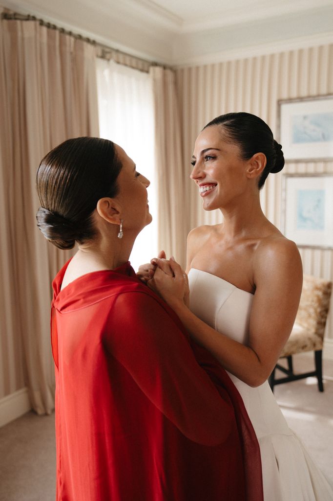 Ángela Guerrero con vestido de novia de Ze García