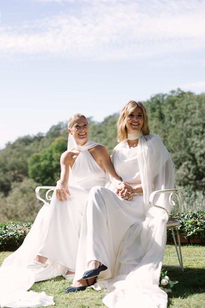 Sandra Barneda y Pascalle Paerel en su boda
