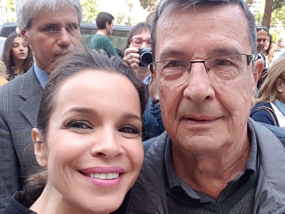 La pérdida de su padre ha sido el golpe más duro para la periodista, quien confiesa que el duelo es un dolor con el que todavía está aprendiendo a convivir