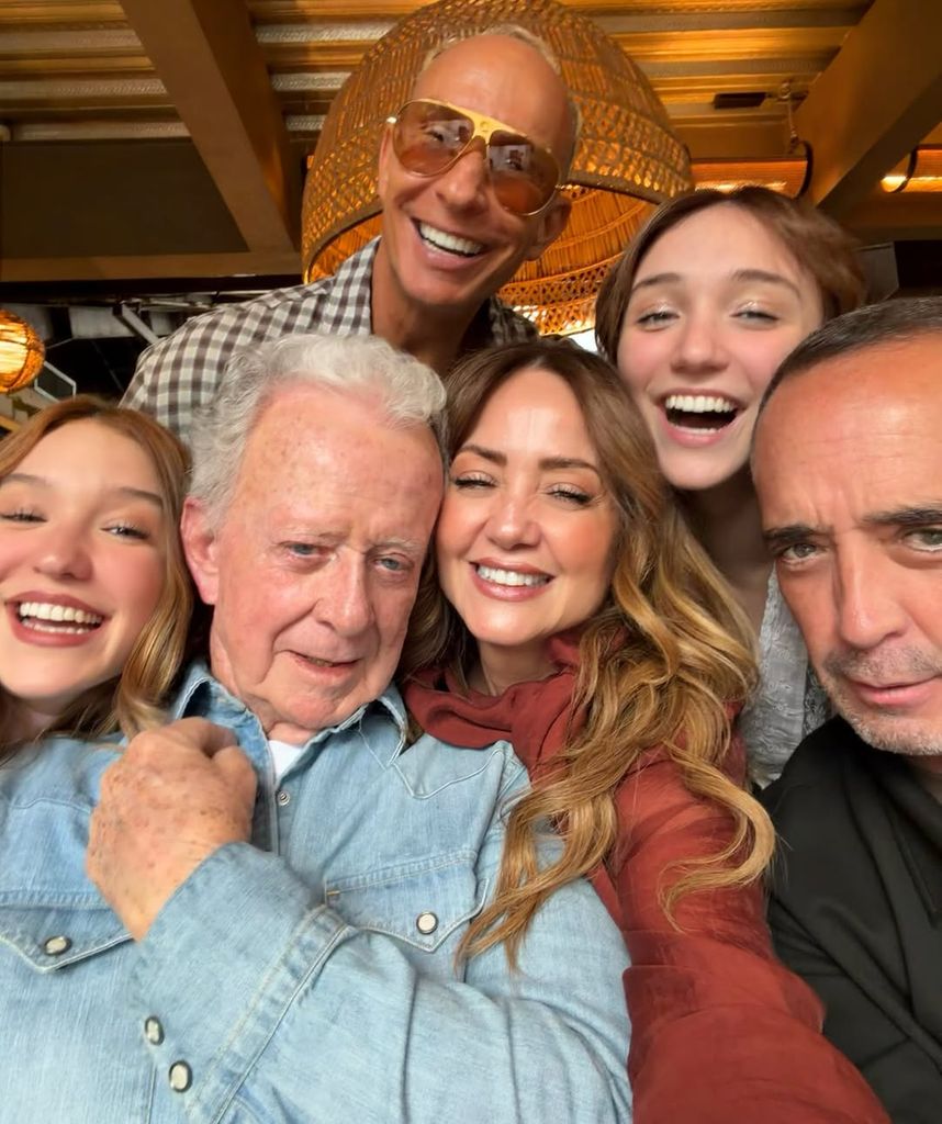 Andrea Legarreta celebró el cumpleaños de su hermano y el Día del Padre.
