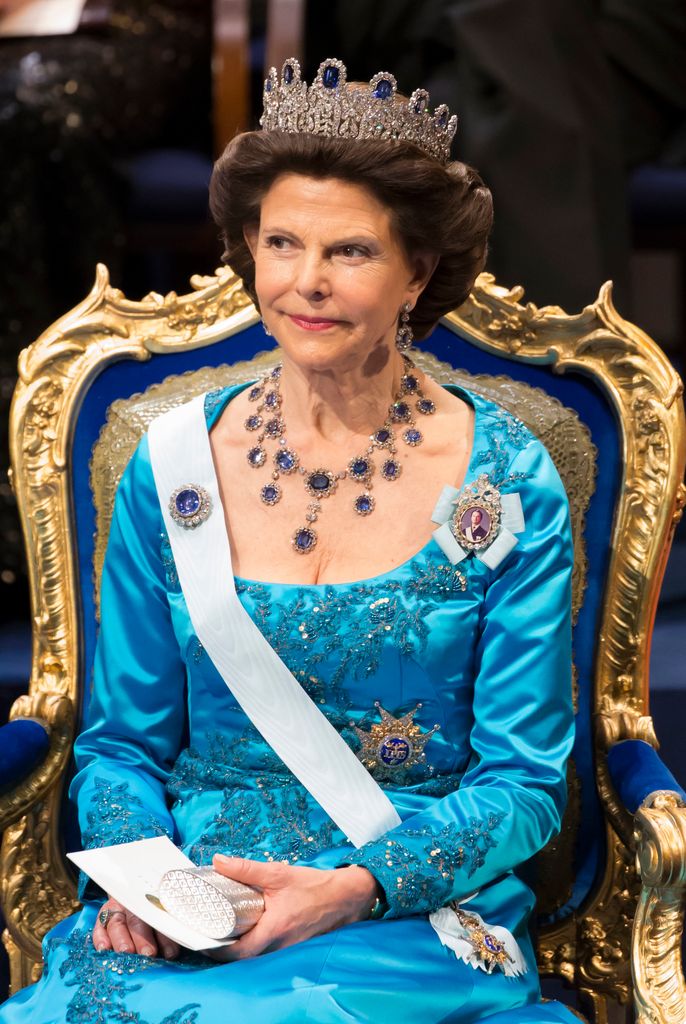 La reina Silvia de Suecia en la ceremonia del premio Nobel.