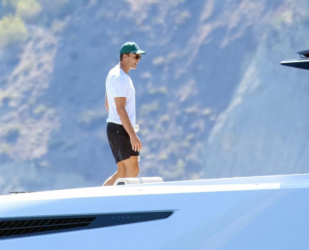 Tom Brady lución tranquilo y relajado en este paseo por Ibiza.