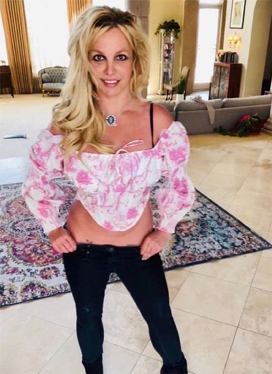 Britney Spears anuncia su embarazo