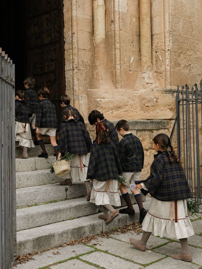 Niños de arras de otoño pajes y damitas cuadros escoceses