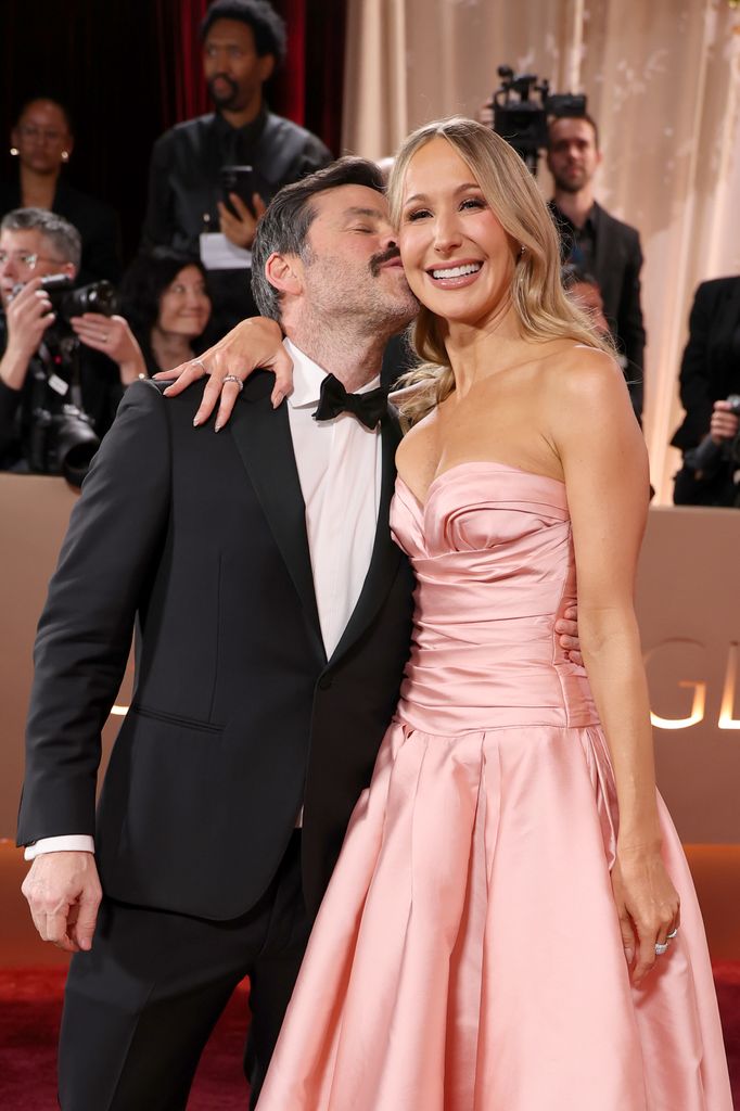 Chris Convy y Nikki Glaser