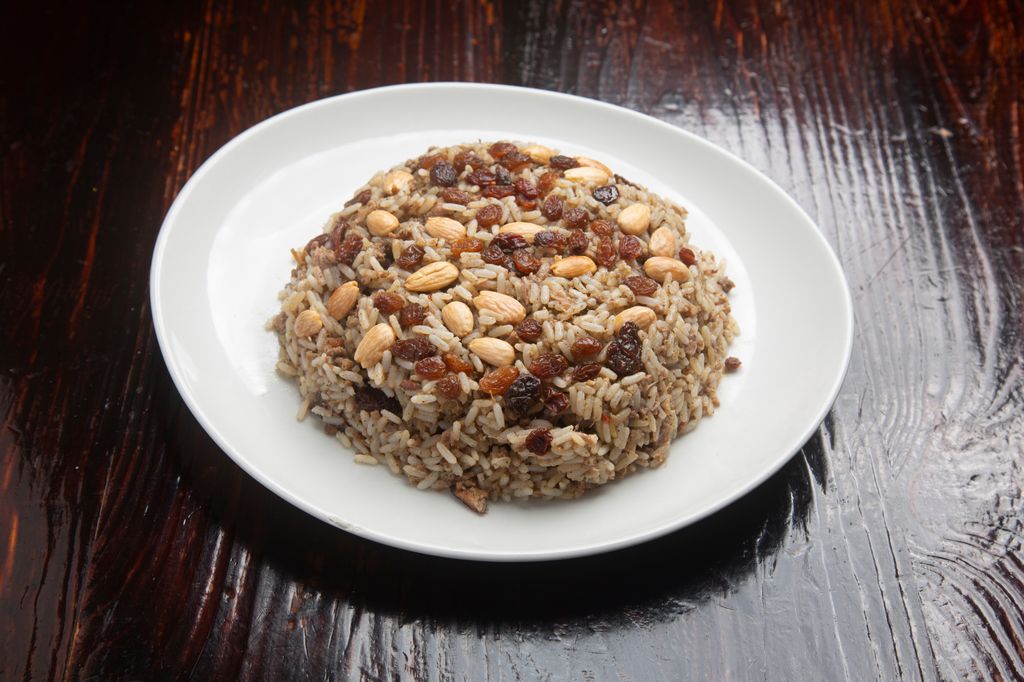 Arroz con almendras y pasas
