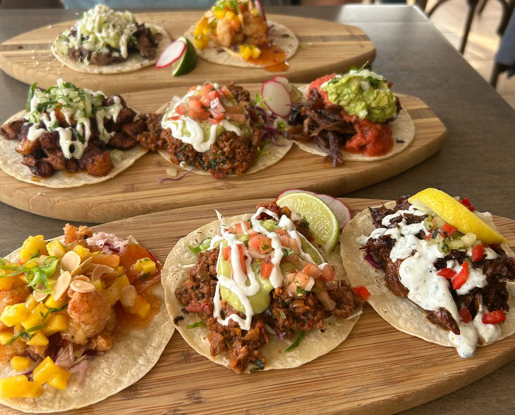Tacos variados.
