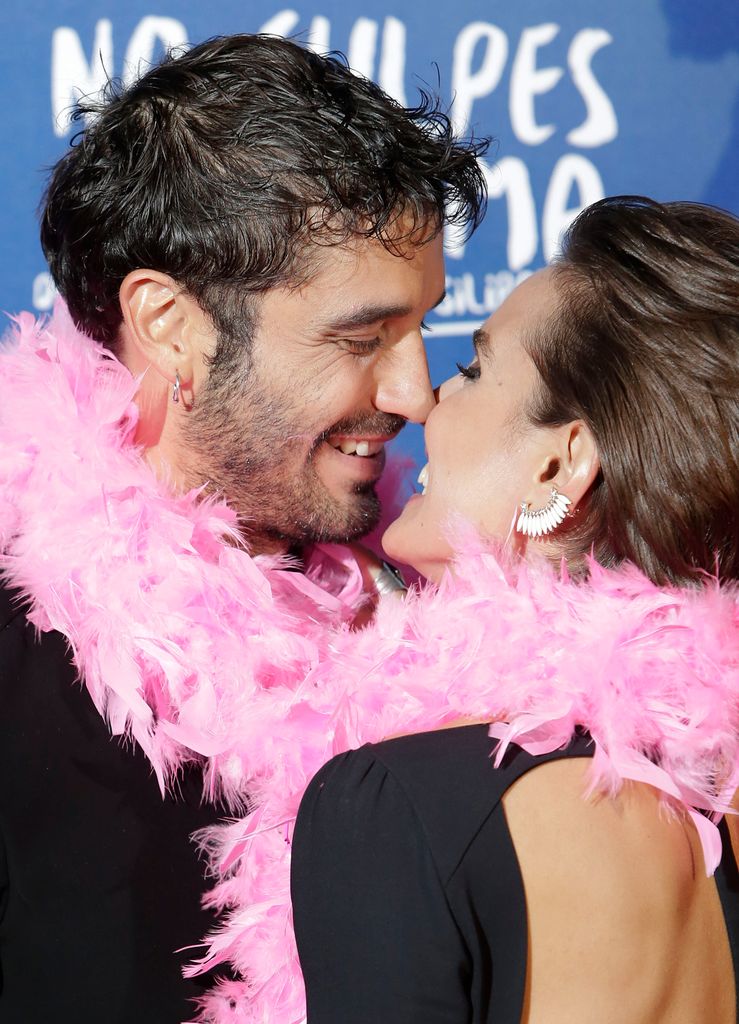 Los actores Álex García y Verónica Echegui durante la premiere de la película "No culpes al karma de lo que te pasa por gilipollas" en Madrid. 08/11/2016
