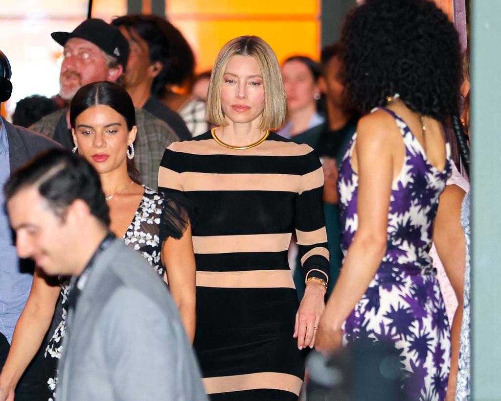 Jessica Biel en el set de rodaje de su serie 'The Better Sister'