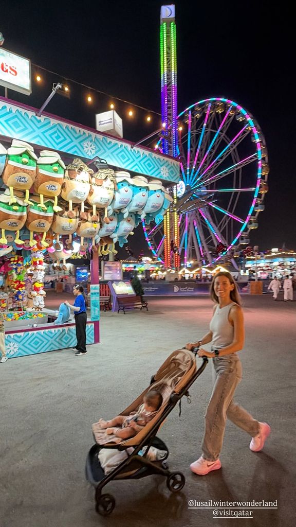Ana Boyer y Fernando Verdasco en un parque de atracciones con sus hijos en Catar