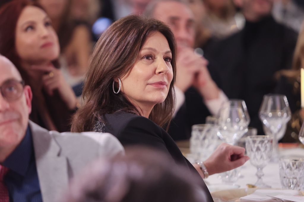 Nuria Gonzalez Sanchez sentada en una de las mesas