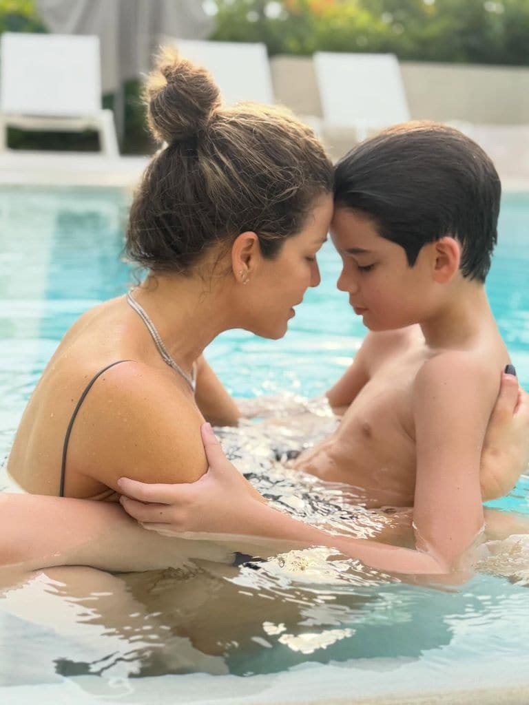 Jaydy Michel y su hijo Leo