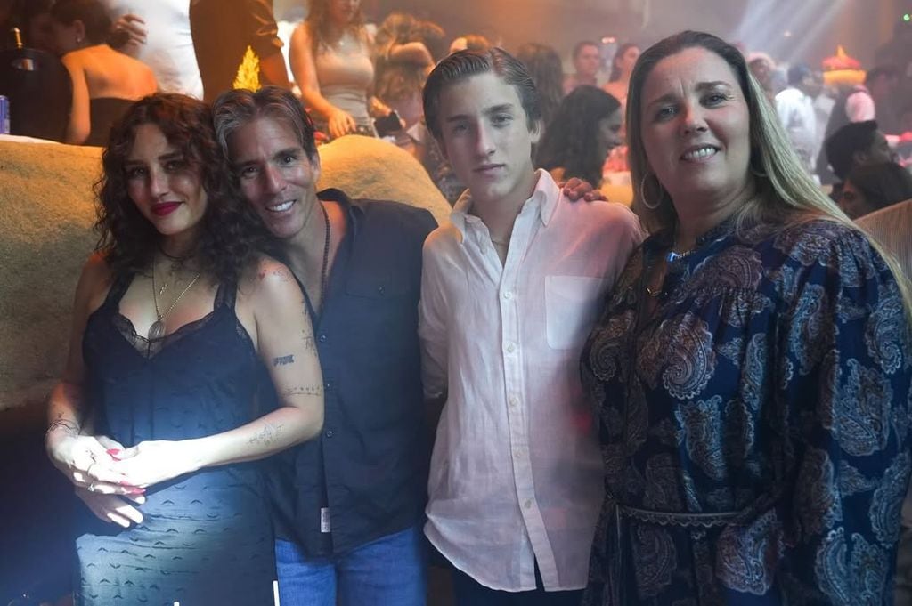 En la imagen: Daniela García, Fernando Reina, Claudio y Paola Carus.