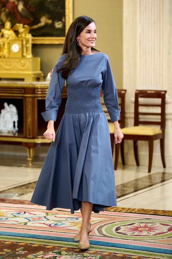 La reina Letizia de Adolfo Domínguez en 2025 en Madrid