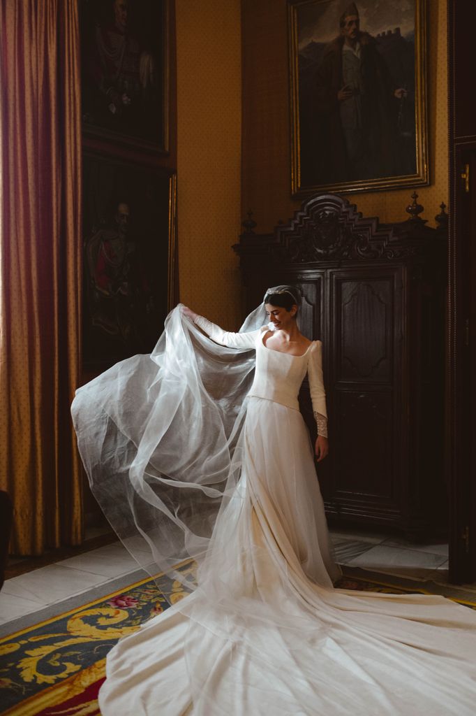 Vestido de novia de AHT Studio con retales de abuela