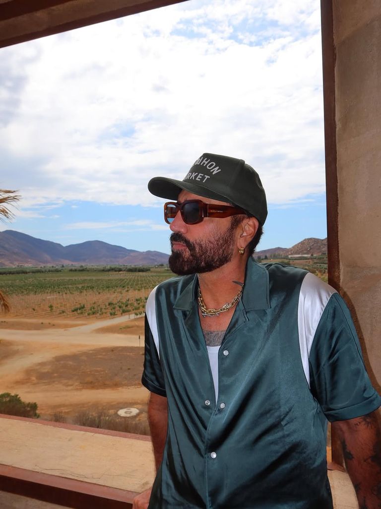 Alejandro Fernández compartió noticias sobre su estado de salud en sus redes sociales