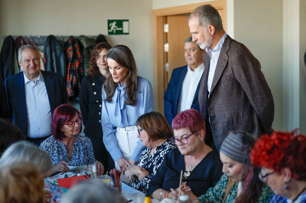 El rey Felipe VI y la reina Letizia, en un acto en la Fundación José María Llanos en Madrid