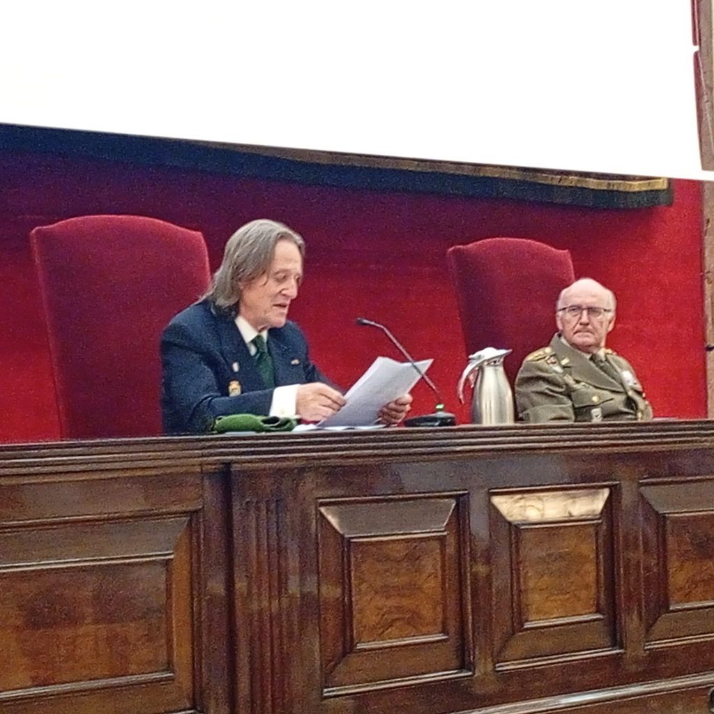 Kitín Muñoz presenta su libro sobre los boinas verdes