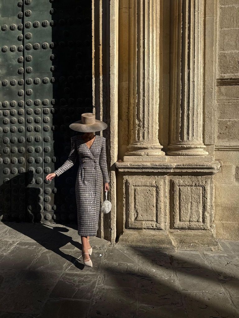 Luiza D'Angelo con look de Nicolás Montenegro