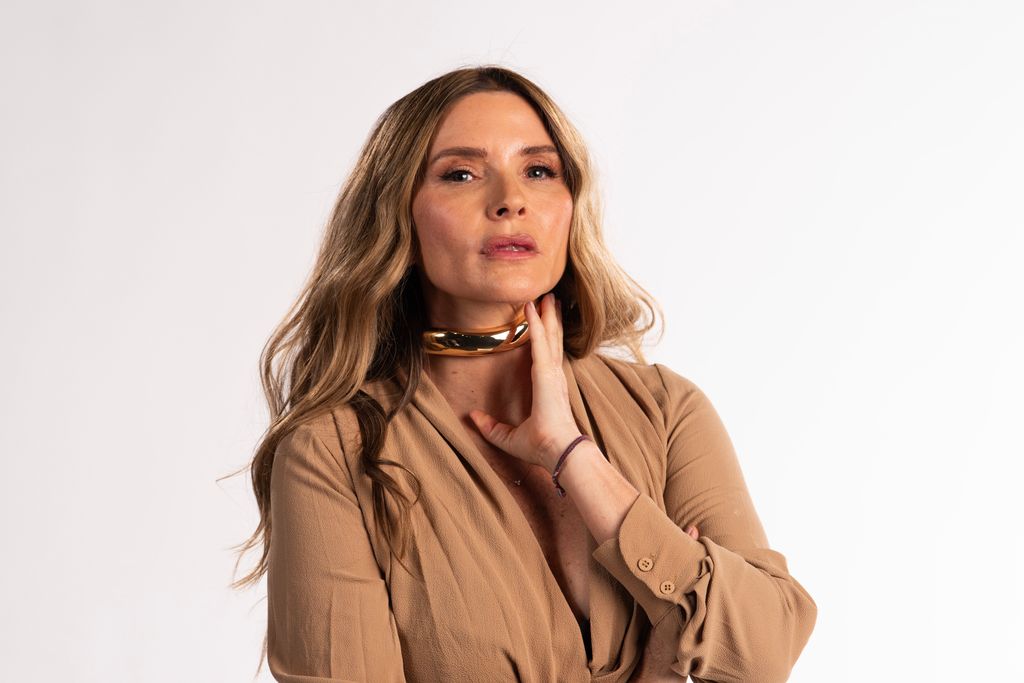 Issabela Camil 