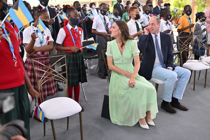 Los duques de Cambridge en la Escuela Primaria Sybil Strachan en Nassau