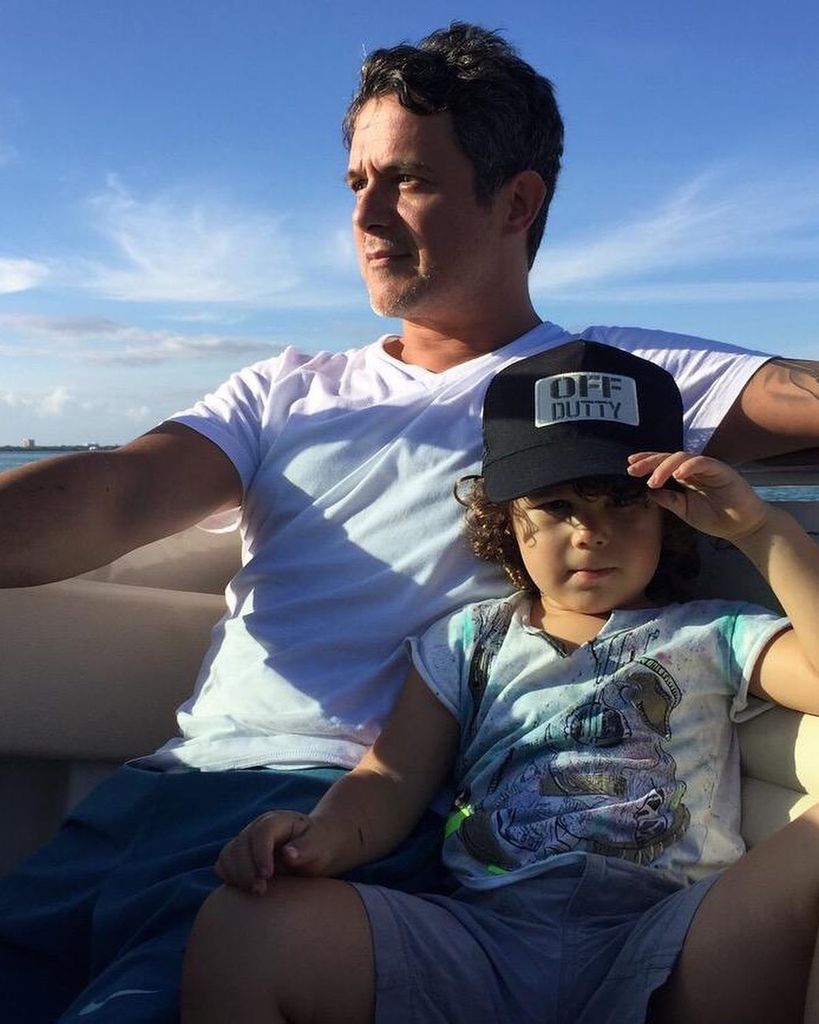 Dylan, el menor de los hijos varones de Alejandro Sanz, ha cumplido 13 años.