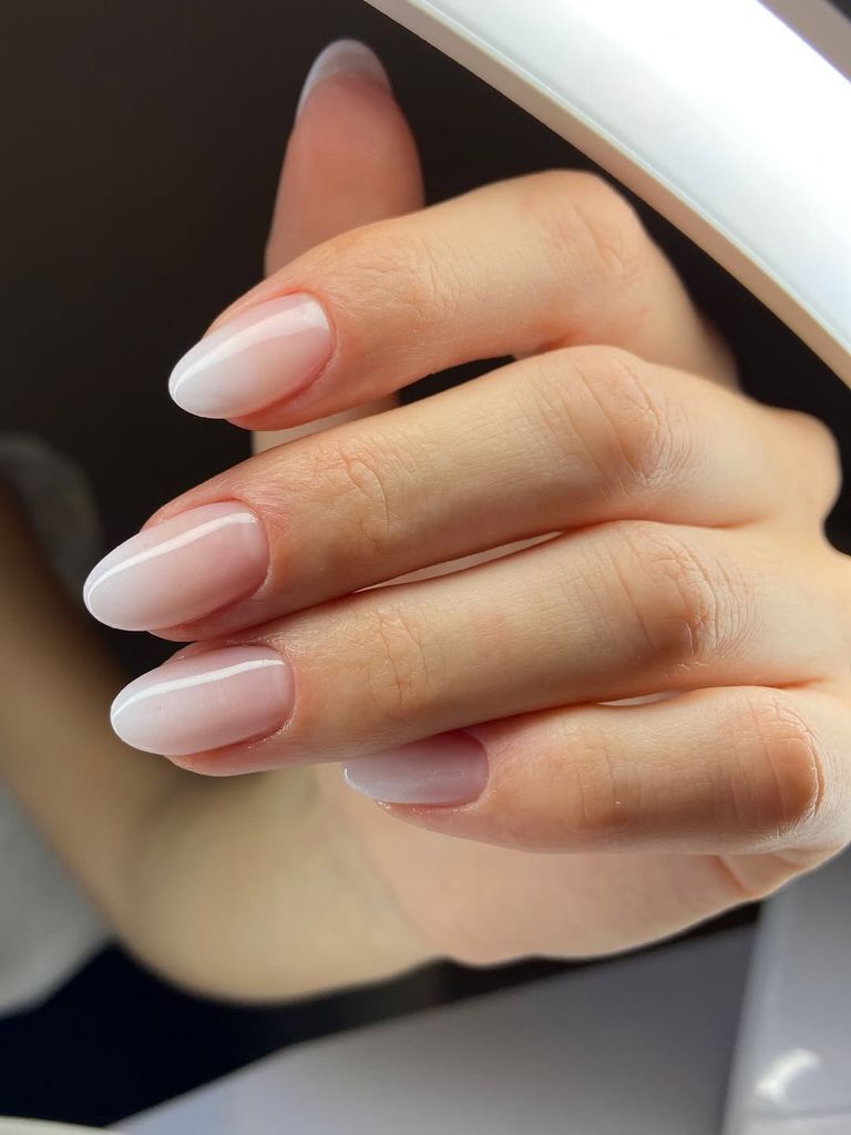 Manicura efecto babyboomer