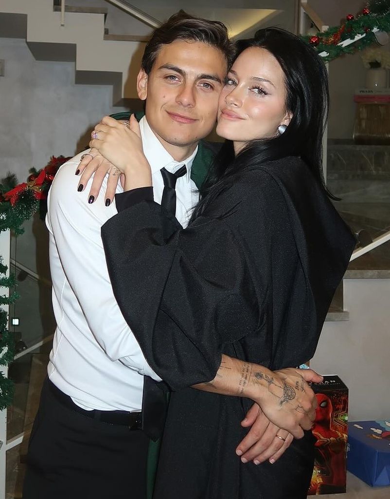 Paulo Dybala y Oriana celebrando las navidades de 2024.