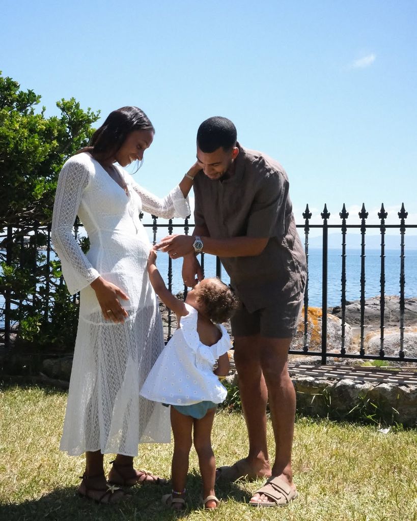 Ana Peleteiro anuncia que está embarazada de su segundo hijo 