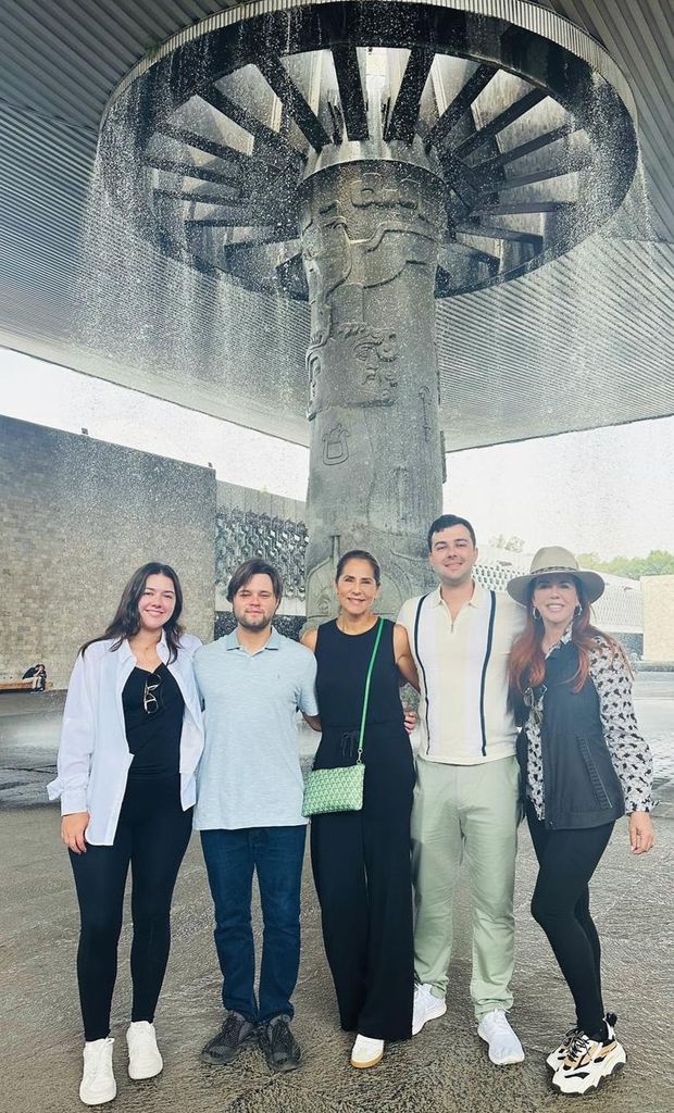 mar a celeste arrar s y sus hijos en la ciudad de m xico