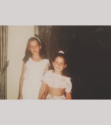 Sara e Irene Carbonero de niñas