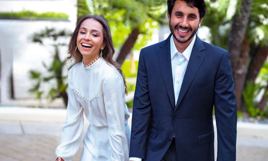 Princesa Iman y Jameel Thermiotis HOLA 4068