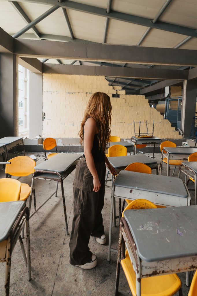 Shakira visitó la zona del desastre y quedó impactada por elnivel de destrucción. 