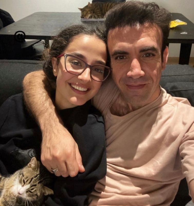 Las parejas en la vida real de los actores de 'Secretos de familia' 