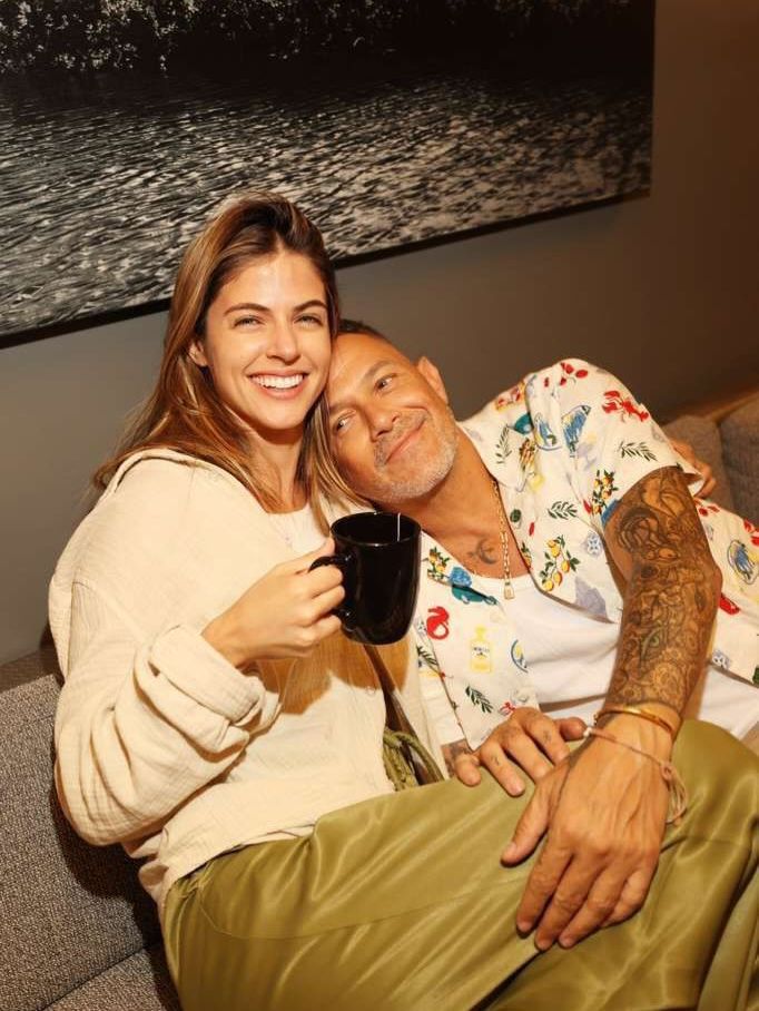 Alejandro Sanz y Stephanie Cayo