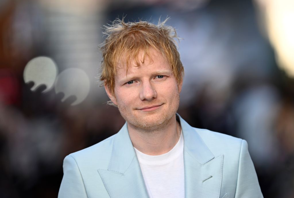 Ed Sheeran, gran amigo de la cantante, podría ser uno de los artistas que cante para los recién casados.