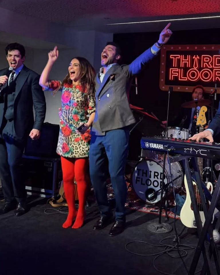 Paula Echevarría y Miguel Torres, dándolo todo durante la fiesta de cumpleaños