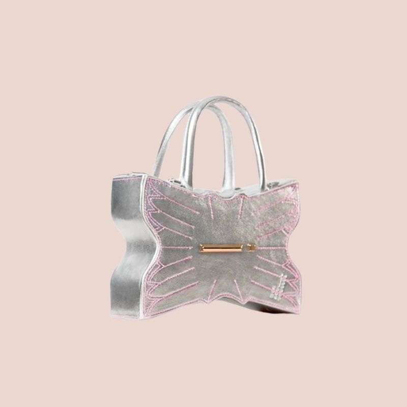Bolso plateado con forma de mariposa de Mia and Verssel
