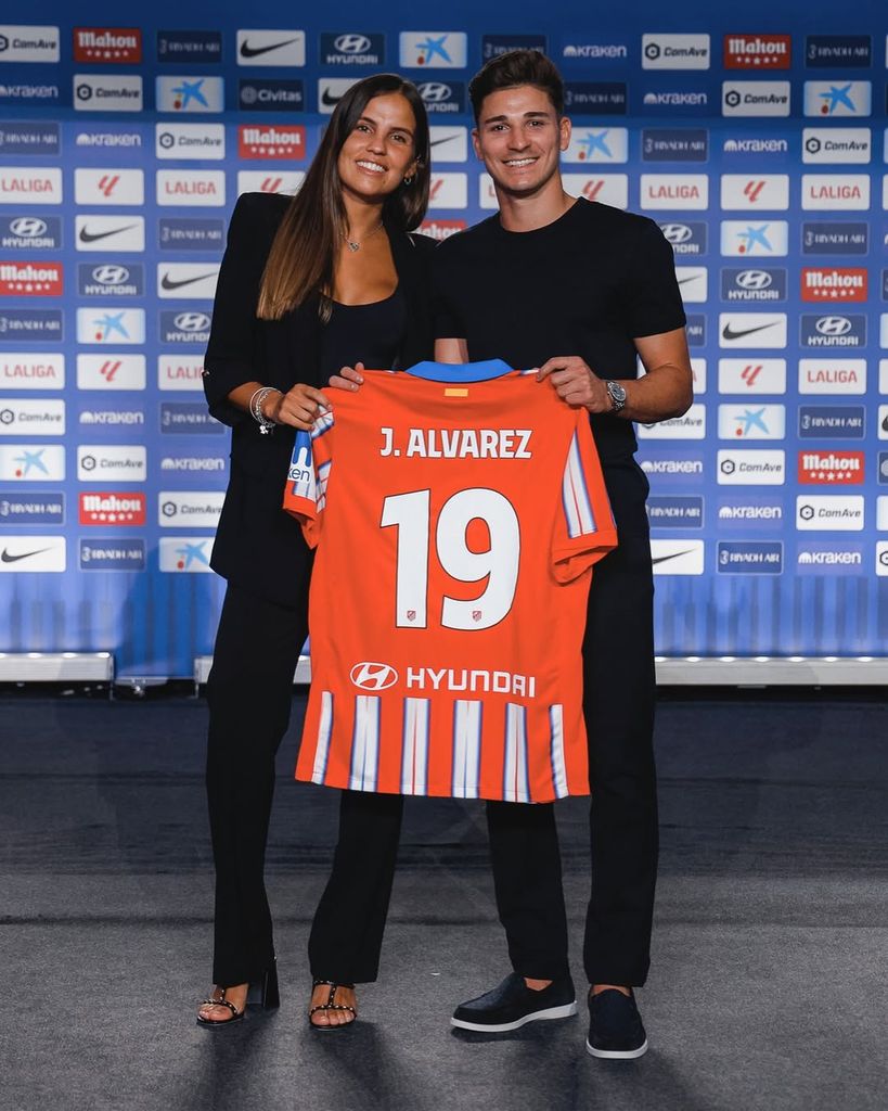 Emilia Ferrero y Julián Álvarez