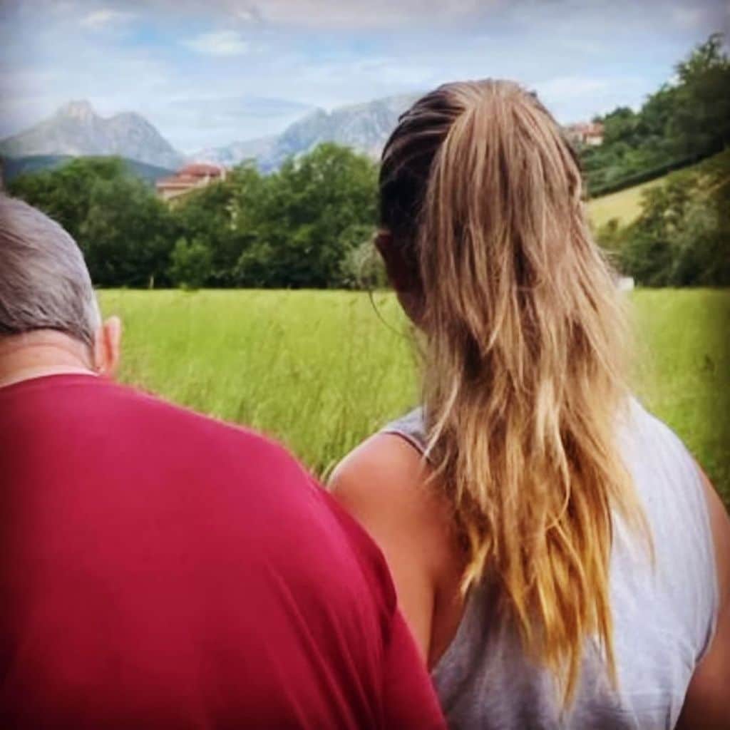 Anne Igartiburu y su padre