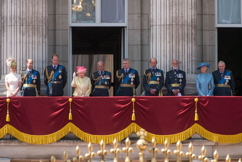 Los primos de Isabel II, como nietos de Jorge V, siempre han estado allí