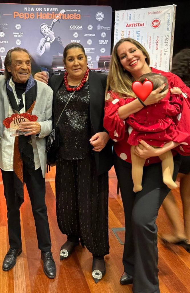 María Toledo dice adiós a Pepe Habichuela recordando una de sus últimas fotos juntos