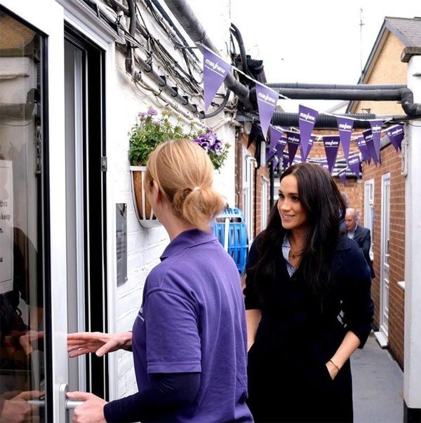 meghan-markle-abrigo-massimo