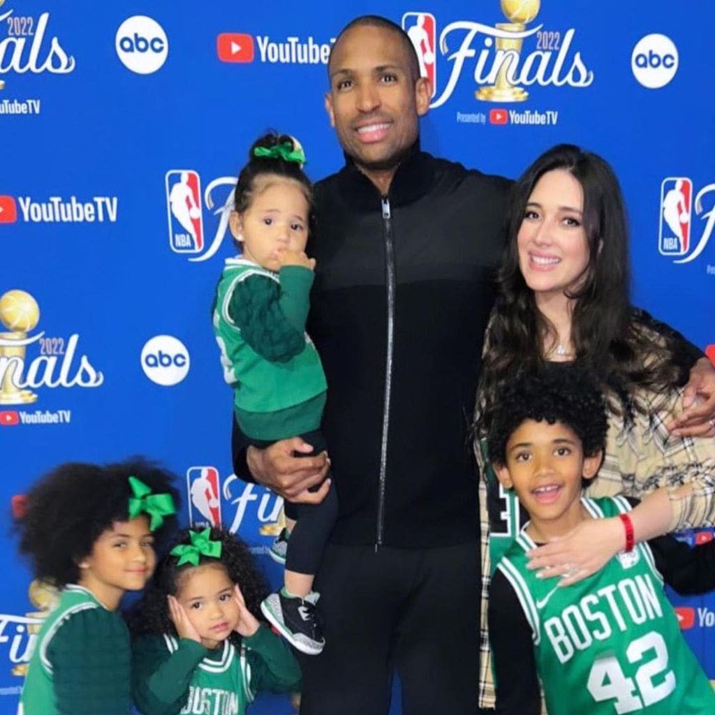 Amelia Vega y Al Horford