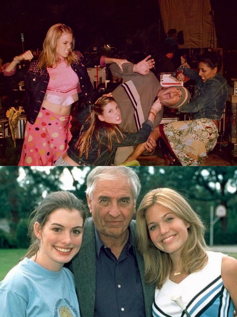 Anne Hathaway, Gary Marshall y Mandy Moore en el set de Princesa por sorpresa