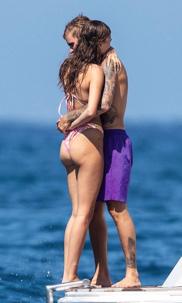 Justin Bieber y Hailey Baldwin HOLA 4062