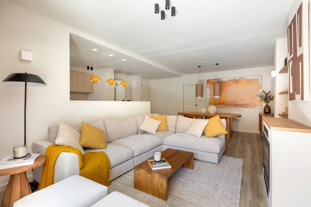 Salón con sofá esquinero