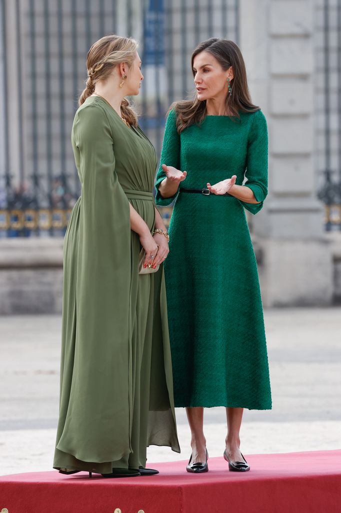 
Las inesperadas conexiones de Stéphanie de Luxemburgo con el estilo de la reina Letizia en su primera visita a España como Gran Duquesa