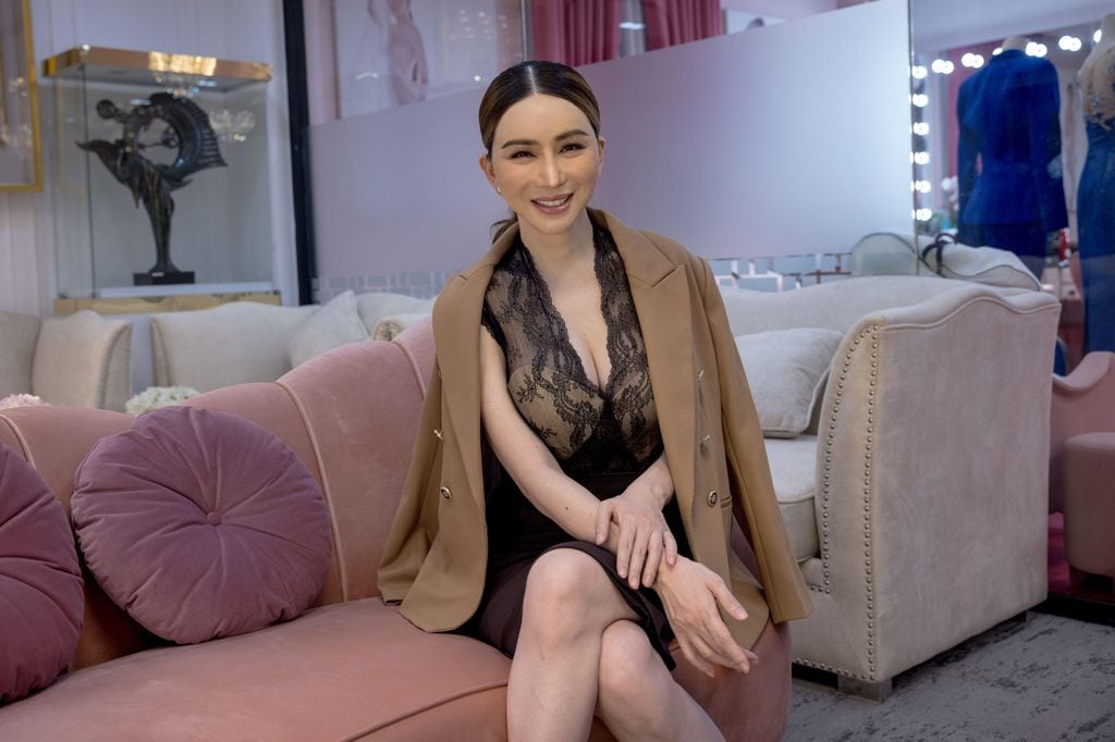 Anne Jakrajutatip renuncia a su cargo como directora de JKN, dueña de Miss Universe